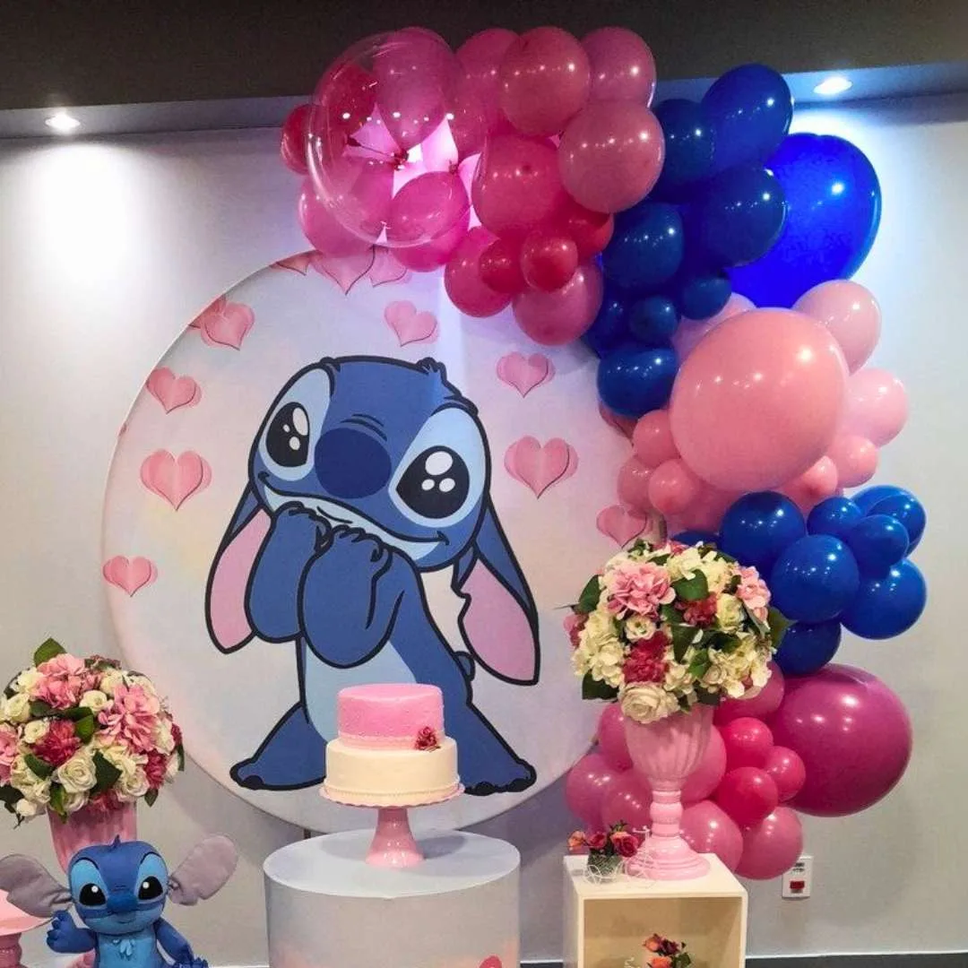 Decoración para Fiesta de Stitch con panel impreso y globos – Alquiler y Montaje Profesional a domicilio - Imagen 3